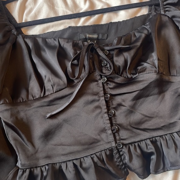 Black satin blouse - Picture 2 of 5